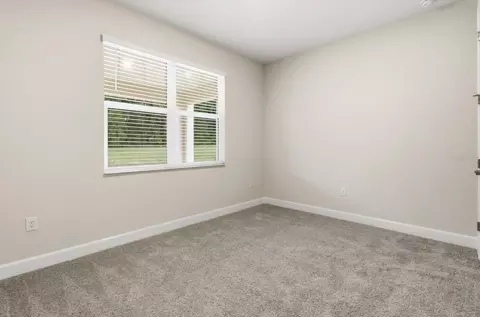 Bedroom - 196 E Dusty Ct, Hernando, FL 34442 photo 6 of 8
