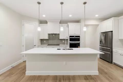 Kitchen - 196 E Dusty Ct, Hernando, FL 34442 photo 2 of 2