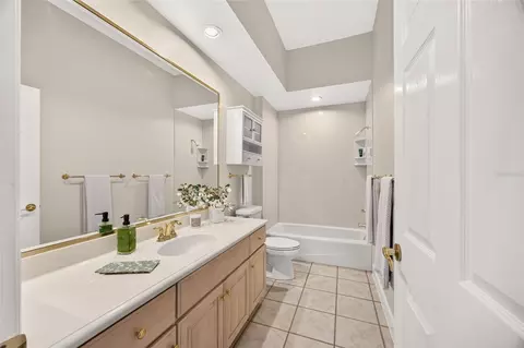 Bath - 2416 SE 29th St, Ocala, FL 34471 photo 7 of 7