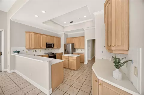 Kitchen - 2416 SE 29th St, Ocala, FL 34471 photo 3 of 5