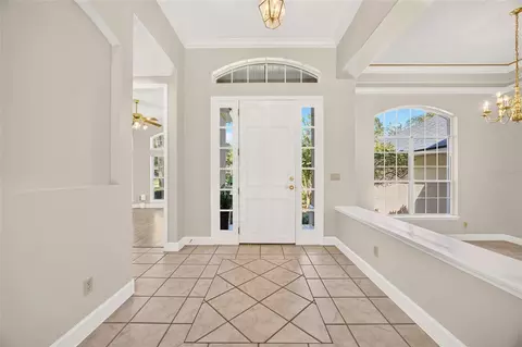 Entry Way - 2416 SE 29th St, Ocala, FL 34471 photo 4 of 10
