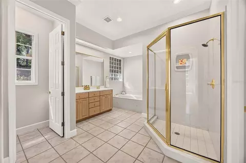Bath - 2416 SE 29th St, Ocala, FL 34471 photo 1 of 7