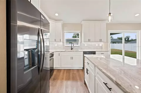 Kitchen - 4 Cedar Ter, Ocala, FL 34472 photo 3 of 3