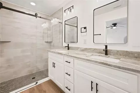 Bath - 4 Cedar Ter, Ocala, FL 34472 photo 3 of 3