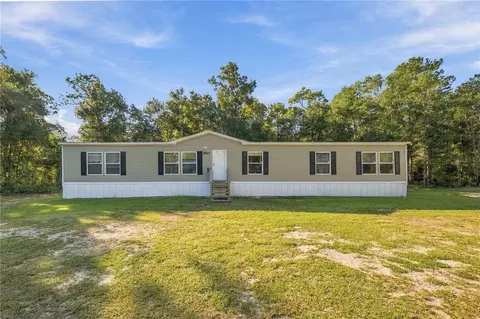 9921 SE 160th Ave, Ocklawaha, FL 32179