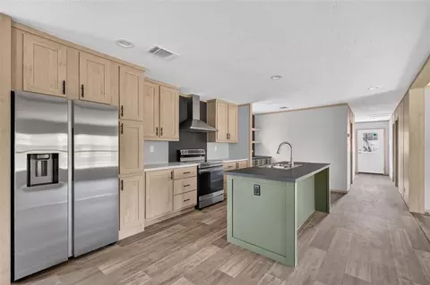 Kitchen - 14470 SE 8th St, Williston, FL 32696 photo 5 of 5