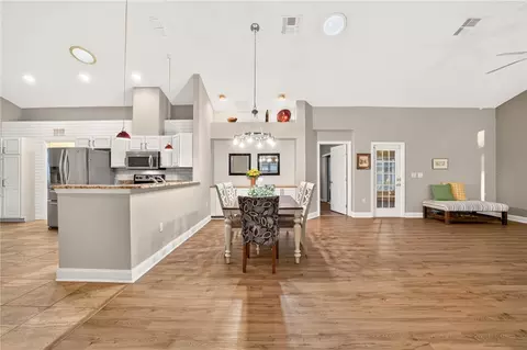 Dining - 10983 SW 69th Cir, Ocala, FL 34476 photo 1 of 5