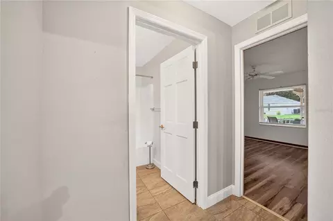 Entry Way - 10983 SW 69th Cir, Ocala, FL 34476 photo 8 of 8