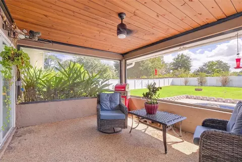 Exterior - 4092 SE 61st Pl, Ocala, FL 34480 photo 6 of 19