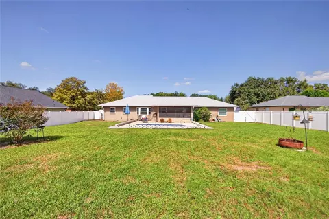 Exterior - 4092 SE 61st Pl, Ocala, FL 34480 photo 19 of 19