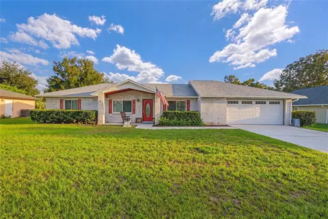 Exterior - 4092 SE 61st Pl, Ocala, FL 34480 photo 2 of 19