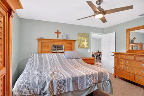 Bedroom - 4092 SE 61st Pl, Ocala, FL 34480 photo 2 of 6