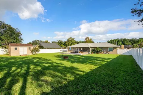 Exterior - 4092 SE 61st Pl, Ocala, FL 34480 photo 8 of 19
