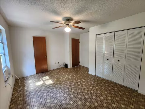 Bedroom - 2274 NE 54th Pl, Ocala, FL 34479 photo 10 of 10