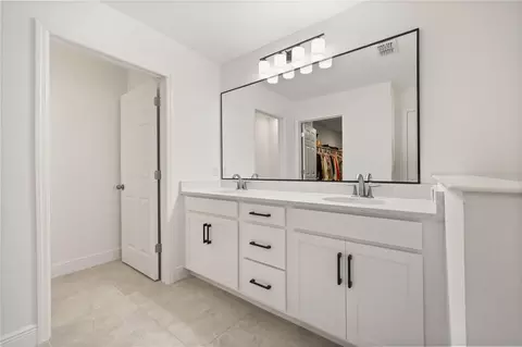 Bath - 5046 Down Ct, Saint Cloud, FL 34772 photo 3 of 6
