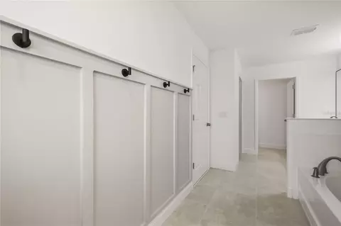 Entry Way - 5046 Down Ct, Saint Cloud, FL 34772 photo 4 of 5
