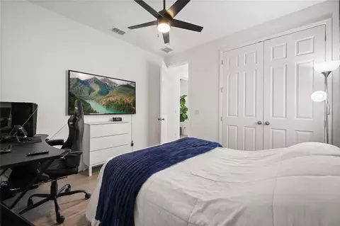 Bedroom - 5046 Down Ct, Saint Cloud, FL 34772 photo 4 of 9
