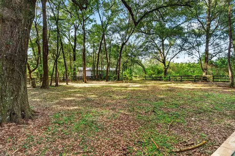 Exterior - 19 Northern Dancer Dr, Ocala, FL 34482 photo 10 of 11