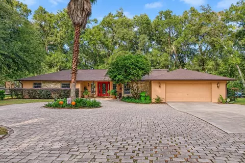 Exterior - 19 Northern Dancer Dr, Ocala, FL 34482 photo 1 of 11