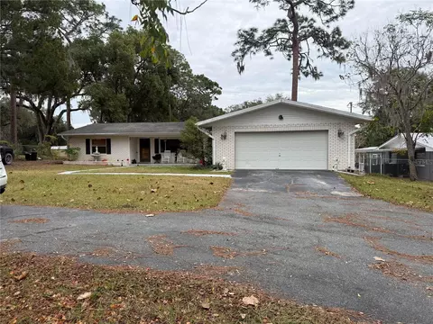 10297 SE Sunset Harbor Rd, Summerfield, FL 34491