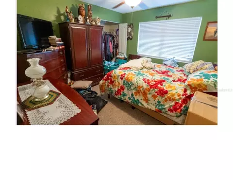 Bedroom - 27 Emerald Dr, Ocala, FL 34472 photo 4 of 4