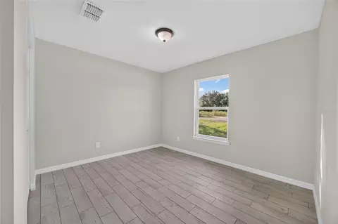 Bedroom - 19 Locust Loop Ln, Ocala, FL 34472 photo 3 of 7