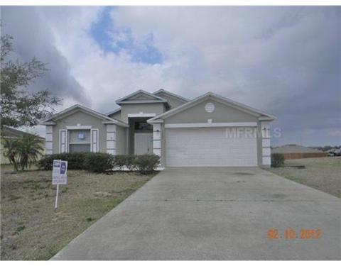 1413 Bluff Loop, Dundee, FL 33838 photo 1