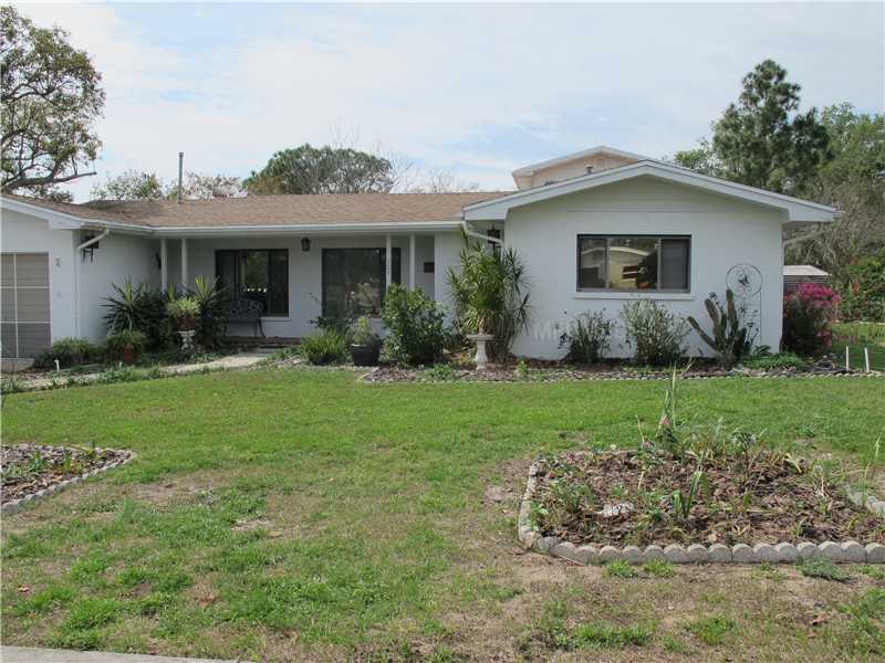 103 8th St N, Dundee, FL 33838 photo 1