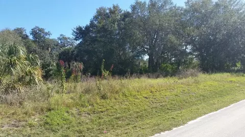 413 Pine St, Dundee, FL 33838 photo 1