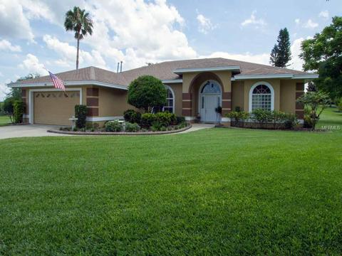 416 Smiley Ct, Winter Haven, FL 33884 photo 1