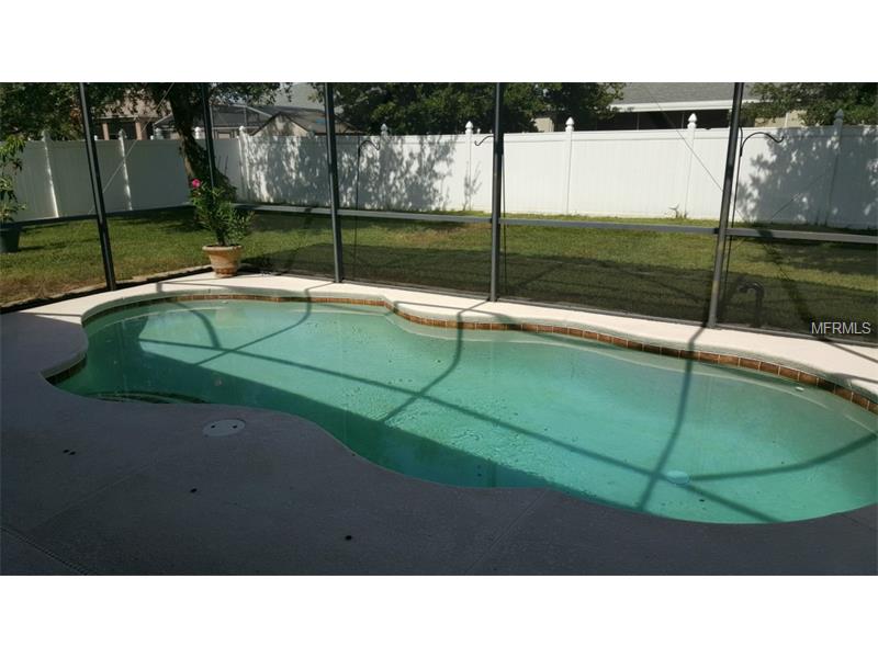 517 Reddicks Cir, Winter Haven, FL 33884 photo 1