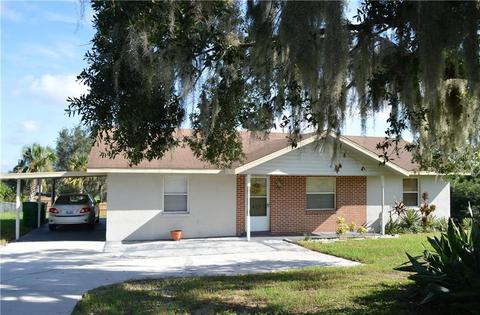 403 E Main St, Dundee, FL 33838 photo 1