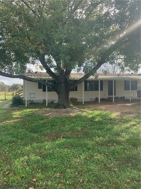 38 Cactus Cir E, Winter Haven, FL 33880 photo 1