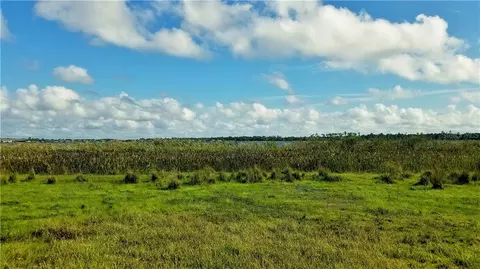 Litchfield Loop, Winter Haven, FL 33884 photo 2