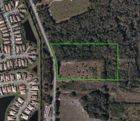 W Lake Drive, Wimauma, FL 33598