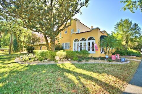 944 Campbell Ave, Lake Wales, FL 33853