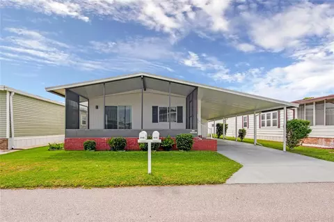 4140 Sprucewood St, Winter Haven, FL 33880