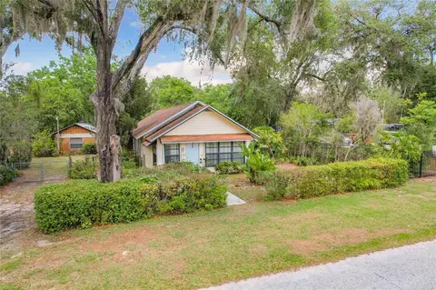 832 Oak St, Lake Wales, FL 33859