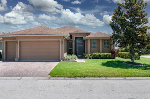 5045 Pebble Beach Blvd, Winter Haven, FL 33884