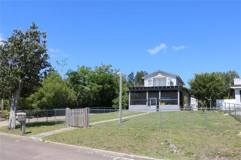1142 Saint Anne Shrine Rd, Lake Wales, FL 33898