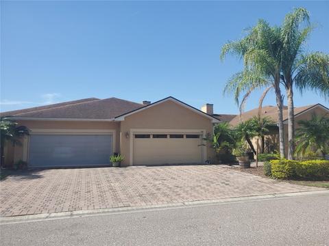 1560 Vienna Square Dr, Winter Haven, FL 33884