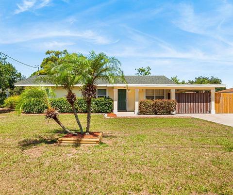 1369 Sheridan St SW, Winter Haven, FL 33880