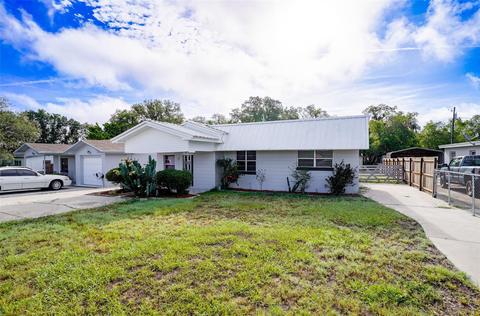 131 Highland Dr, Lake Wales, FL 33898