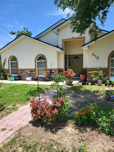 213 Dr Martin Luther King St, Dundee, FL 33838