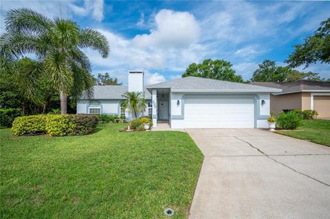 328 Sterling Dr, Winter Haven, FL 33884