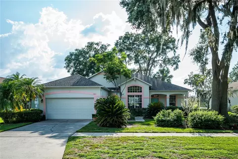 121 Spanish Moss Rd, Davenport, FL 33837