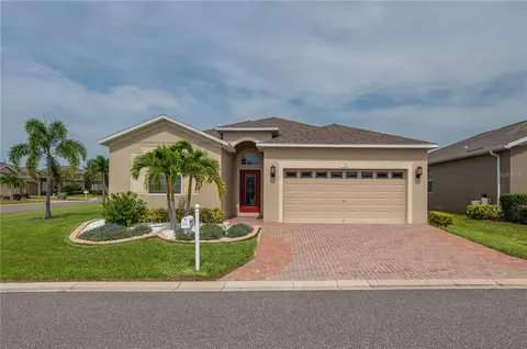3701 Huntington Ln, Winter Haven, FL 33884