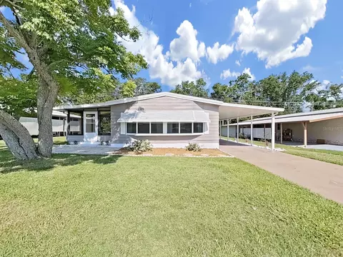 1648 Foxway Dr, Lakeland, FL 33810