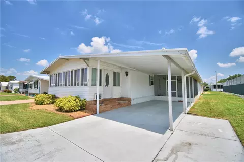 4233 Cedarwood St, Winter Haven, FL 33880