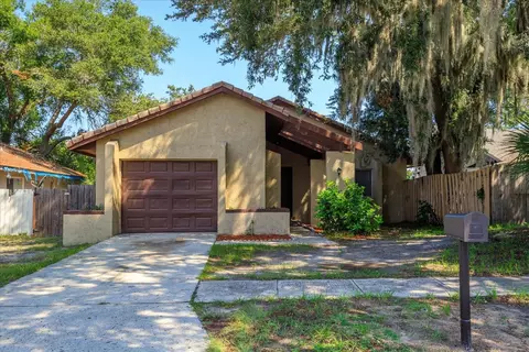 2208 Greenview Cir, Orlando, FL 32808